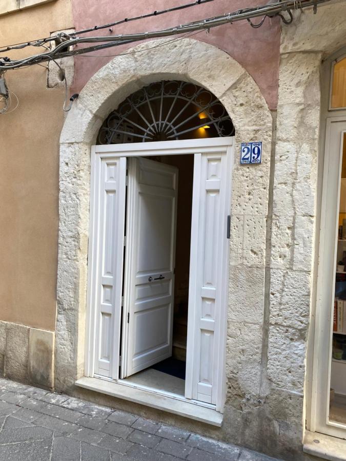 Balcony In Giudecca By Ortigia Apartments Syracuse Exterior photo